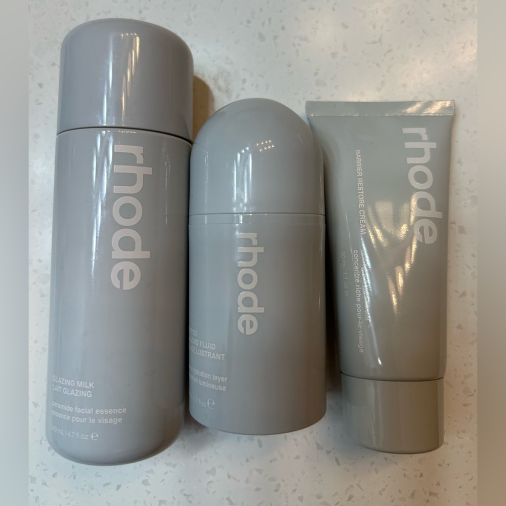 RHODE Skincare Trio in Gray